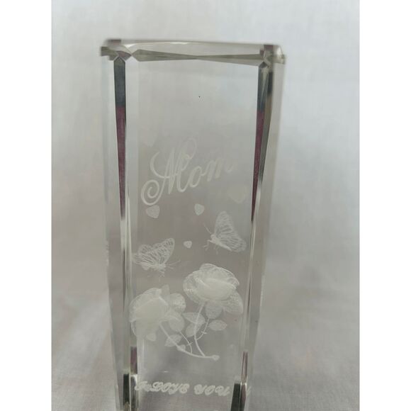 Mom I Love You Gift/Paperweight, Mother's Day Gift, Engraved, Roses, Crystal - Picture 3 of 8